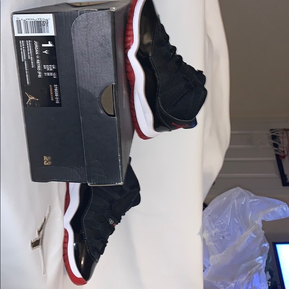 Children Jordan’s - Picture 2 of 4